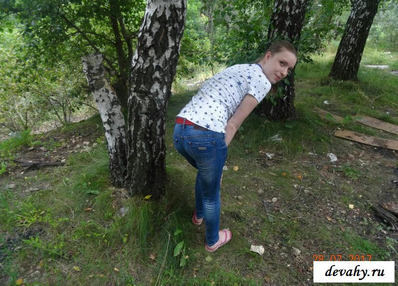 Клубничка из ВК девушки Лены на поляне